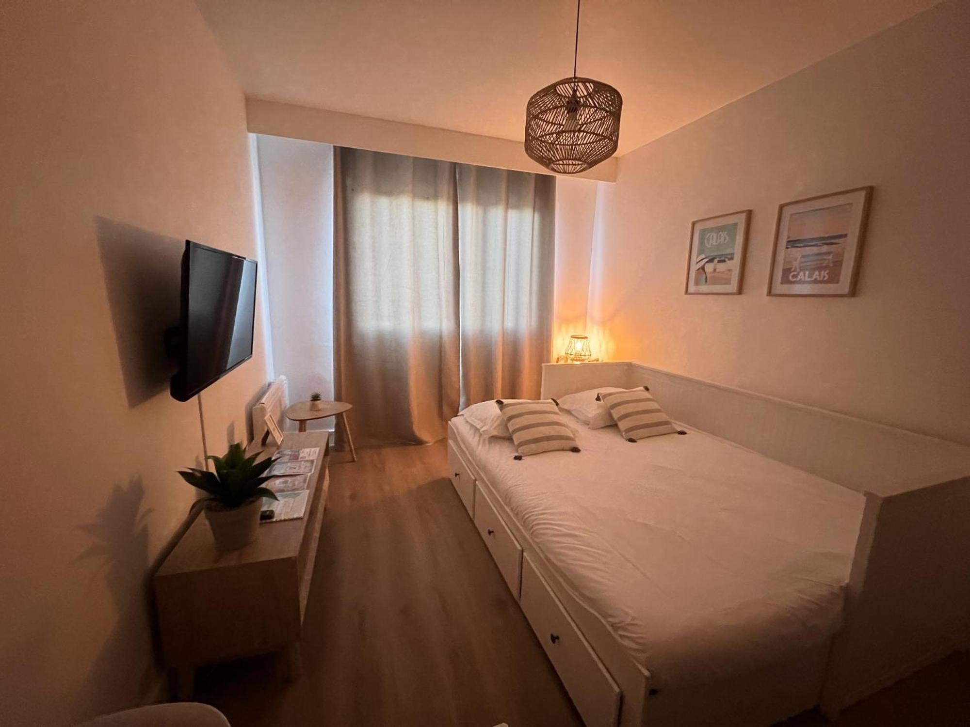 L'Escapade, Studio Avec Vue Mer Кале Екстериор снимка